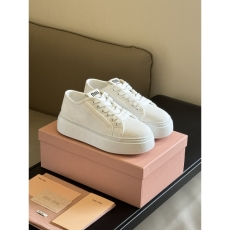 Miu Miu Casual Shoes